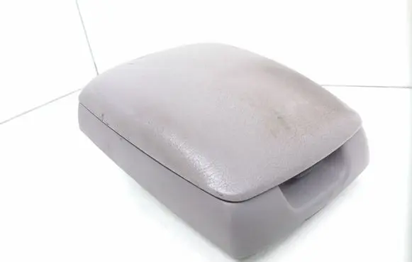 KIA Sorento Armrest 031001