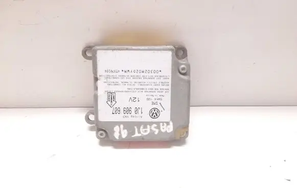 Volkswagen PASSAT B5 Airbag control unit/module 1J0909607
