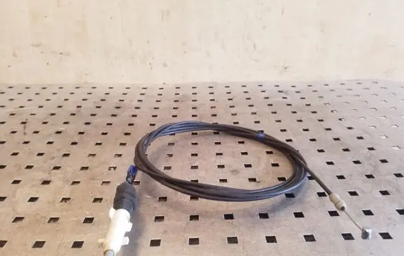 Toyota RAV 4 (XA20) Fuel cap flap release cable 