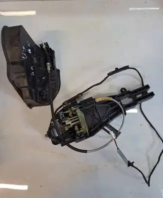 BMW X5 E70 Rear door soft close latching motor 3105