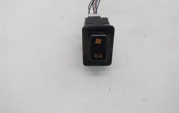 Mitsubishi Pajero Other switches/knobs/shifts