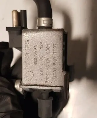 Mercedes-Benz E W124 Turbo solenoid valve 0015407097