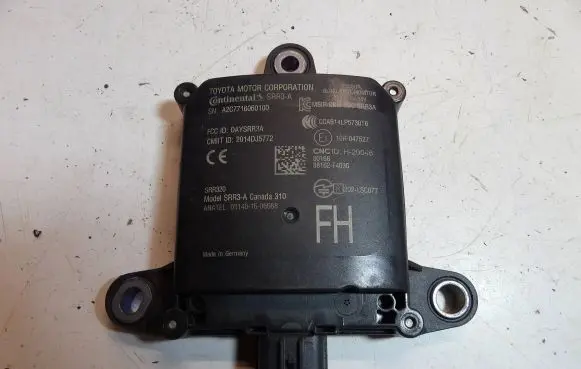 Toyota C-HR I Blind spot module 88162F4030 10R047527 2014DJ5772