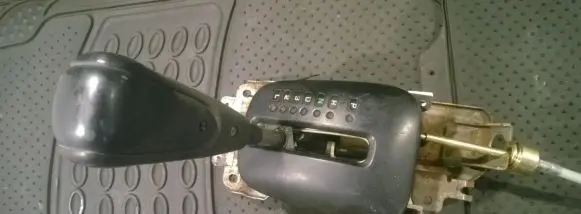 Mitsubishi Carisma Gear shifter/selector