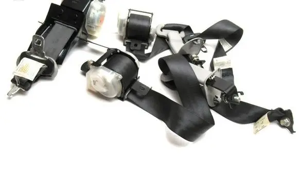 Front seatbelt