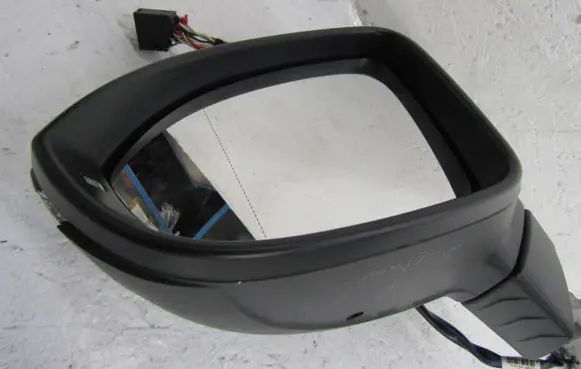 Volkswagen Golf VIII Front door electric wing mirror 5H1957501BK