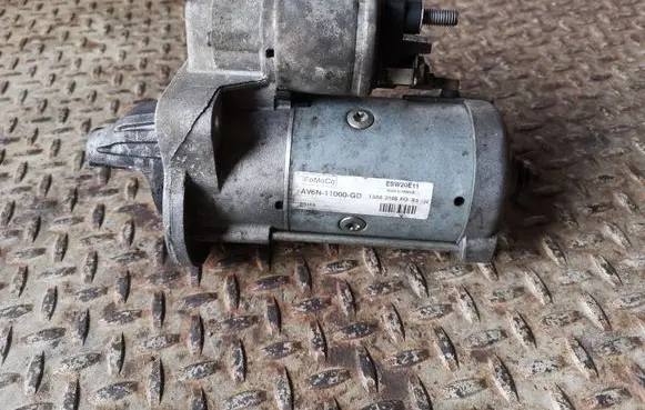 Ford Focus Starter motor AV6N11000GD