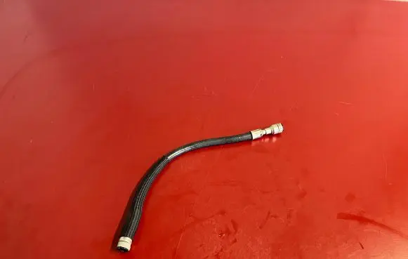 BMW X1 U11 Fuel line/pipe/hose 8600440 13538600440