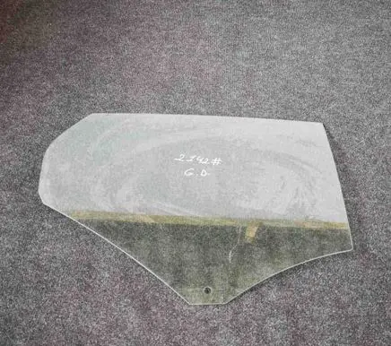 Volvo V40 Rear door window glass 43R00048