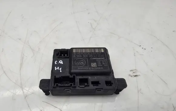 Mercedes-Benz Sprinter W906 Door control unit/module A9069000501 00005201 05201E821642002
