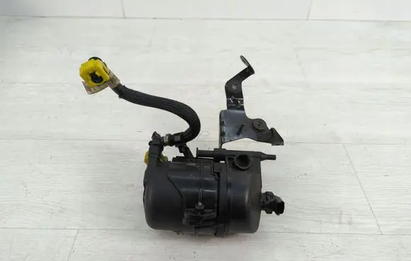 Jaguar F-Pace Fuel filter housing 6X739B072AFJaguar