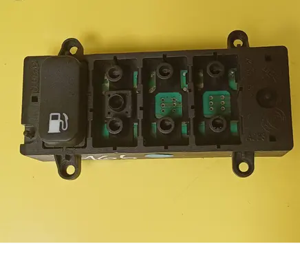Alfa Romeo 166 Fuel tank opening switch 156019264