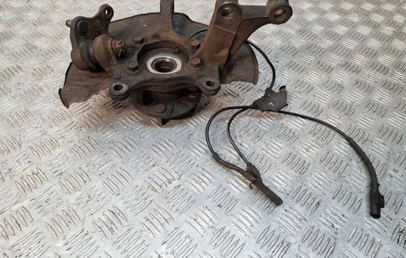Toyota Verso Front wheel hub 4355002020 0182ACA30MF