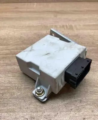 Toyota Avensis T250 Window wiper relay 150696 859400F010A