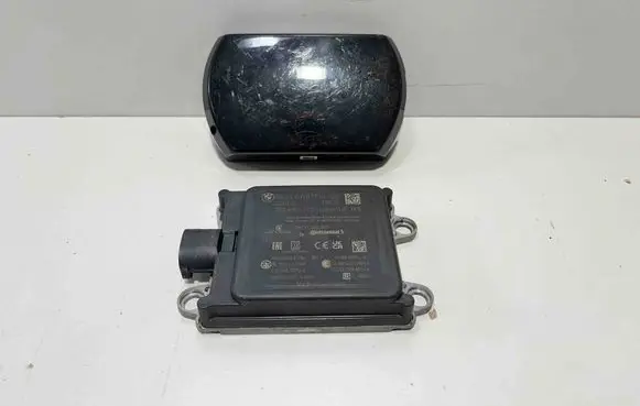 BMW X5 G05 Distronic sensor radar 5A81716 5A589B4