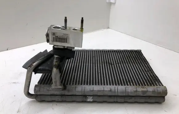 Peugeot 5008 Air conditioning (A/C) radiator (interior) 7022845 523754900910 S3724004