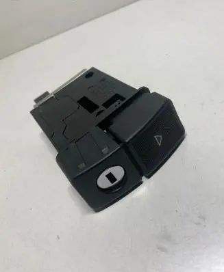 Audi A8 S8 D2 4D Glove box handle 4D1857147C PA6GF30