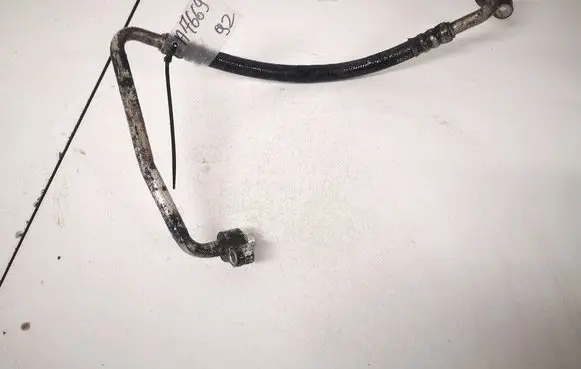 Ford Focus C-MAX Air conditioning (A/C) pipe/hose