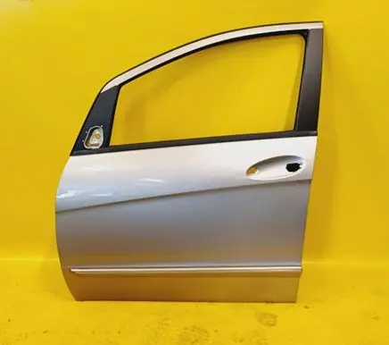 Mercedes-Benz A W169 Front door 