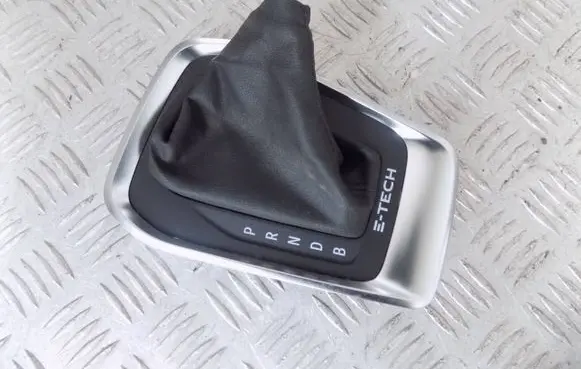 Renault Captur II Gear shifter/selector
