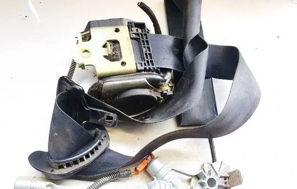 Citroen C5 Front seatbelt b507743