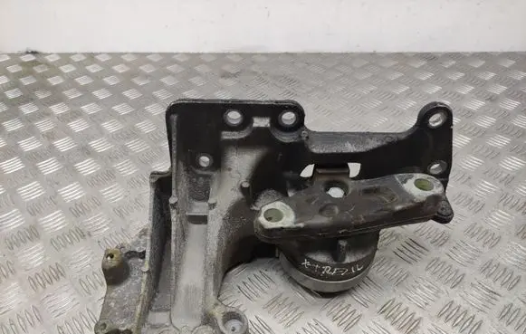 Nissan X-Trail T31 Engine mounting bracket 11220JD780