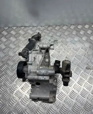 BMW 3 G20 G21 Water pump 8650988