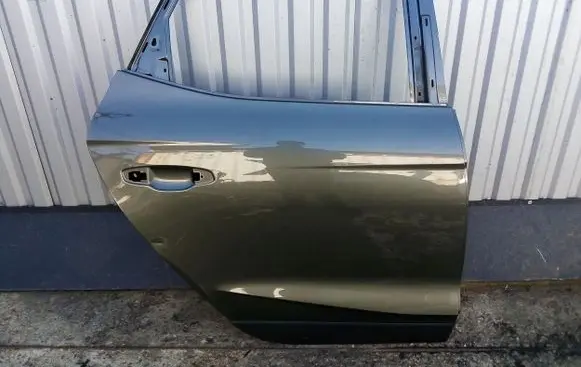 Seat Arona Rear door 6F9833312B