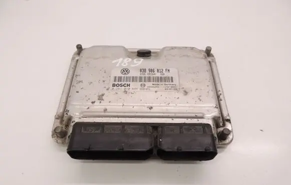 Seat Leon (1M) Engine control unit/module 038906012FN 0281010686 D189