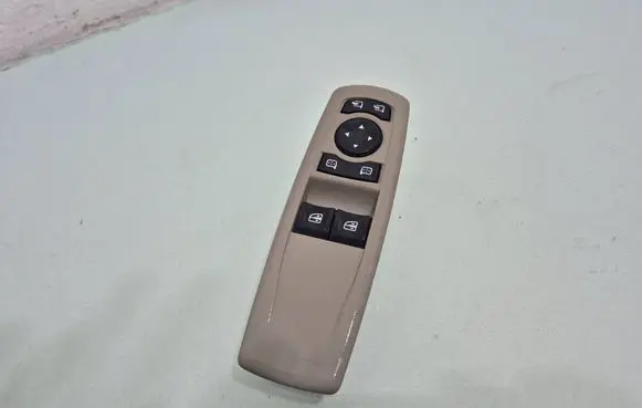 Renault Megane III Electric window control switch 
