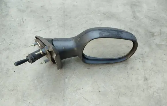 Renault Megane I Manual wing mirror E9010125