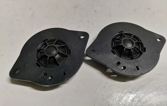 Panel speaker