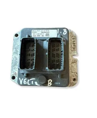 Opel Vectra B Engine control unit/module 90569370 S9900103