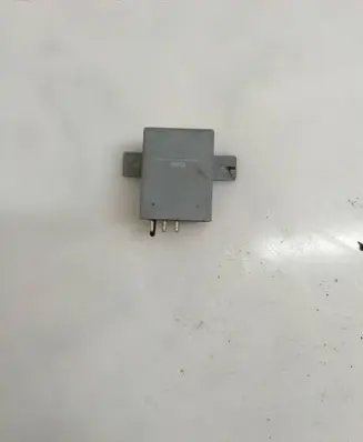 Mercedes-Benz E W124 Other relay 2018200205