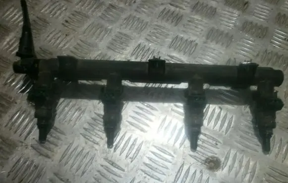 KIA Rio Fuel main line pipe 0k30c13250