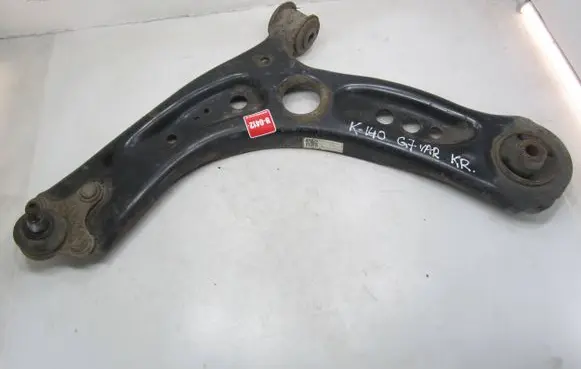 Volkswagen Golf VII Front lower control arm/wishbone 5Q0407151J 642VVA22L