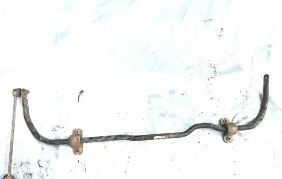 Volkswagen Jetta V Front anti-roll bar/sway bar 1k0411303ae