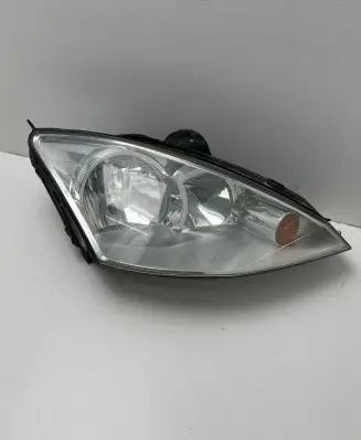 Ford Focus Headlight/headlamp