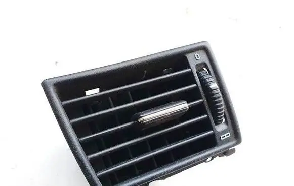 Mercedes-Benz C W202 Dashboard side air vent grill/cover trim 2028300854