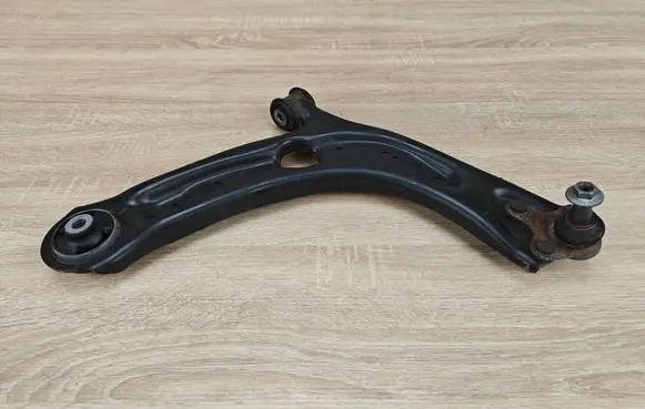 Audi Q3 F3 Front lower control arm/wishbone 3Q0407154D