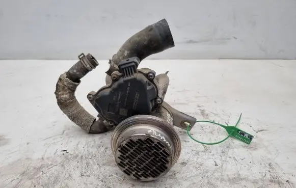 Skoda Fabia Mk3 (NJ) EGR valve cooler 04B131512D