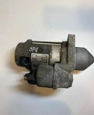 Toyota Avensis T250 Starter motor 281000G040