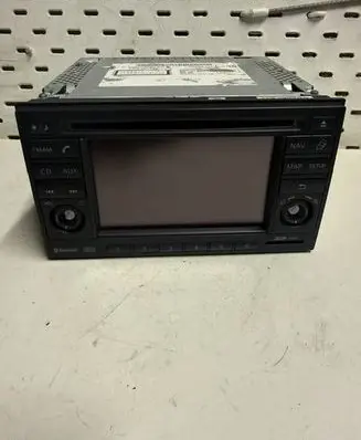 Nissan Qashqai Radio/CD/DVD/GPS head unit 25915BH20C