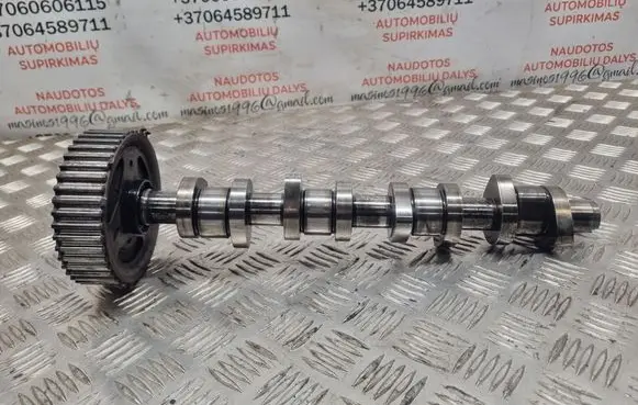 Skoda Fabia Mk1 (6Y) Camshaft 038109111E