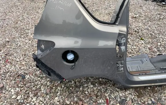 Opel Meriva B Rear quarter panel 