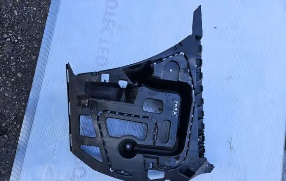 BMW 5 GT F07 Rear bumper mounting bracket 8049381 19017412