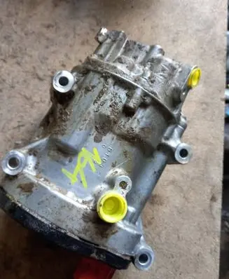 Toyota Yaris Cross Air conditioning (A/C) compressor (pump) 0424000740 ESB20C 3D06832