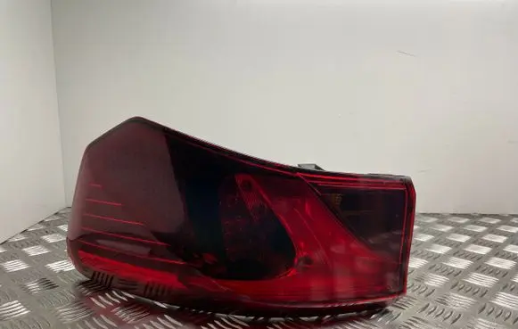 Toyota Avensis T270 Rear/tail lights