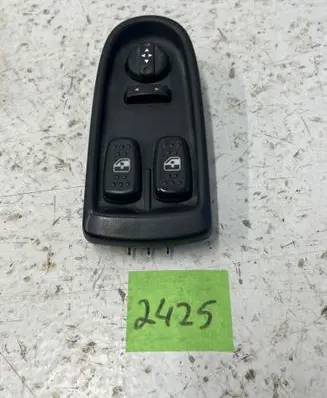 Iveco Daily 3rd gen Electric window control switch 69500478