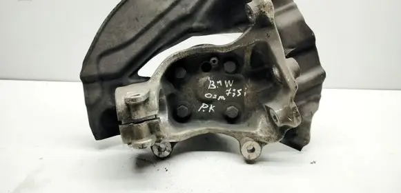 BMW 7 E65 E66 Front wheel hub